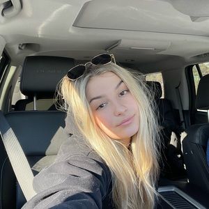 Meet your Posher, Brielle